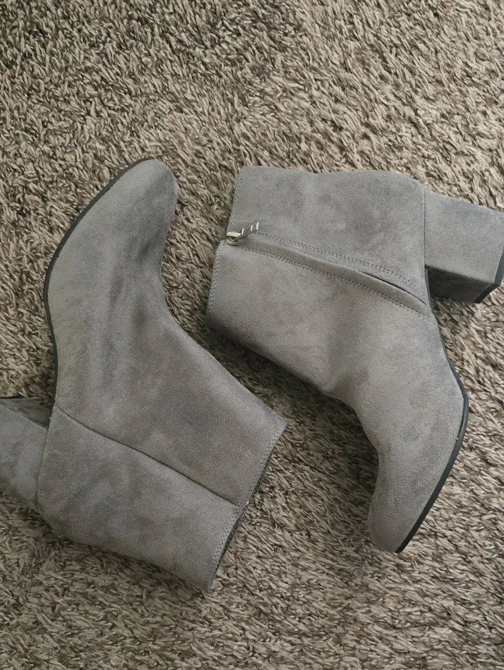 NWOT Women's Gray Suede Ankle Boots - Classic Block Heel